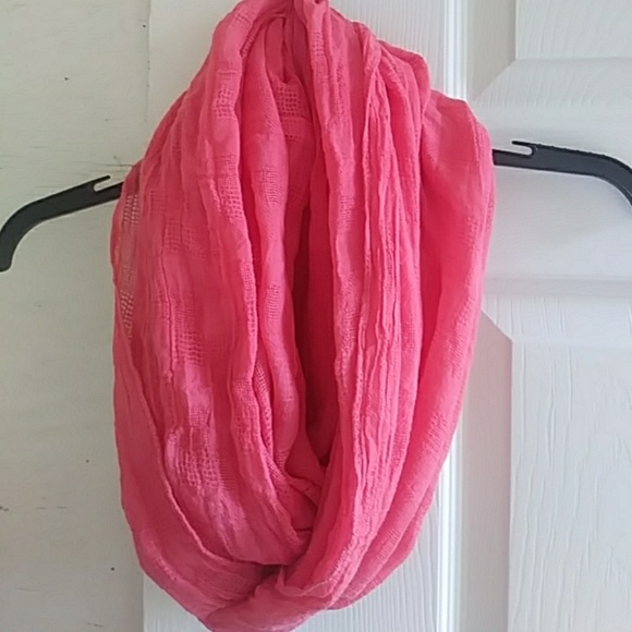 Infinity scarf - Picture 2 of 2